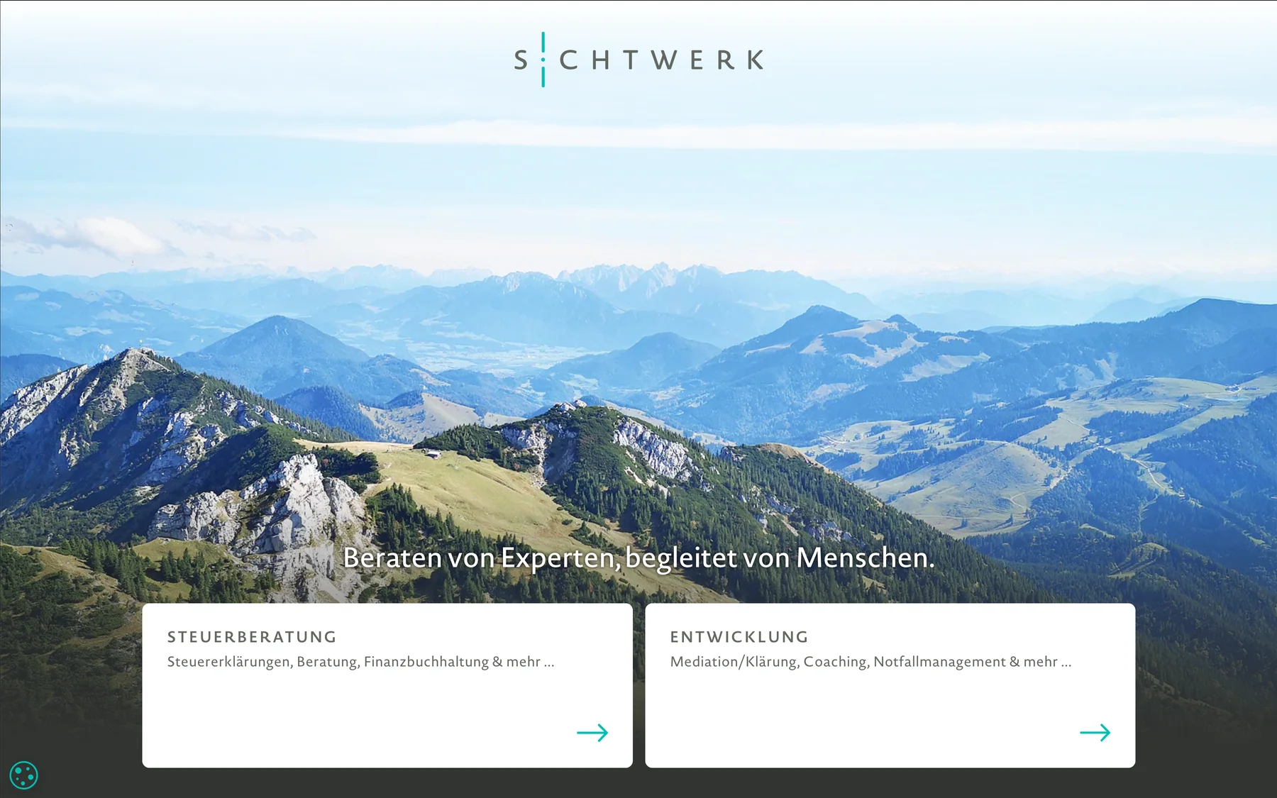 Sichtwerk Startseite – Steuerberatung und Entwicklung mit einem Klick getrennt